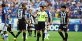 Imagens do primeiro tempo do clssico entre Cruzeiro e Atltico, no Mineiro