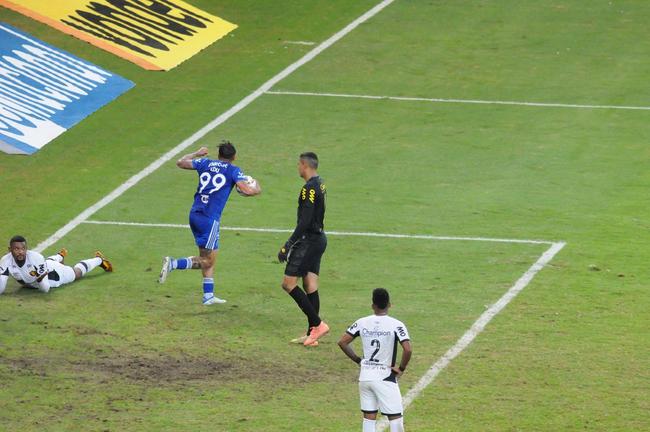 Fotos do jogo entre Cruzeiro e Sport, no Mineiro, em Belo Horizonte, pela 15 rodada da Srie B do Campeonato Brasileiro (28/6/2022)