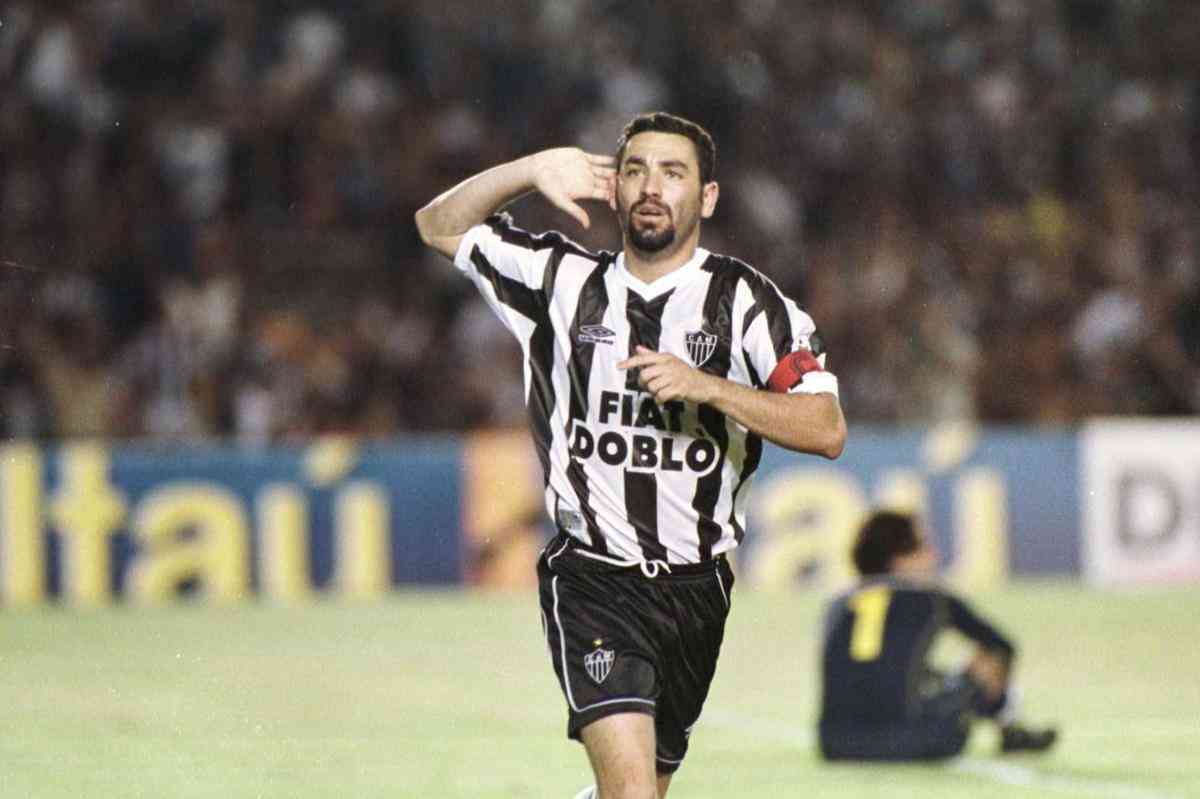 2  - Guilherme - 2001/2002/2003 - 108 jogos / 68 gols - 0,62 por jogo