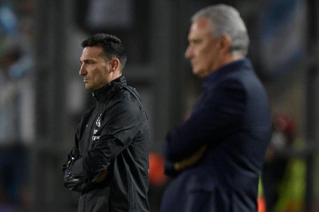 Sem Neymar, Brasil encarou a Argentina em clssico agitado pelas Eliminatrias