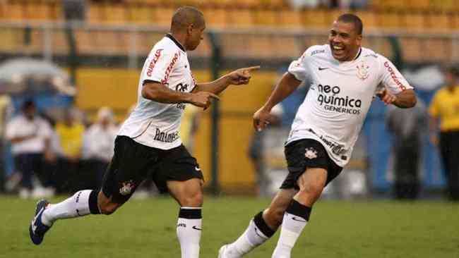 Corinthians - con Ronaldo Fen