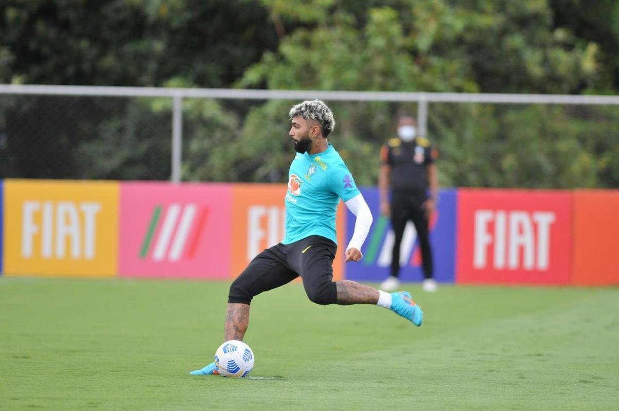 Seleo Brasileira realizou treinamento na tarde deste sbado (29/1) na Toca da Raposa II