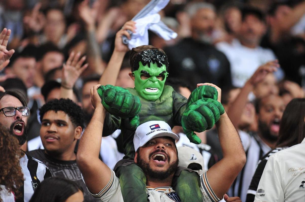 Atltico 2 x 0 Flamengo: fotos do golao de Ademir sobre o Flamengo na Copa do Brasil