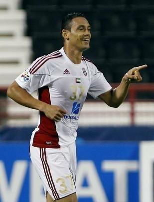 Ricardo Oliveira marcou oito vezes contra o Al Ahli, dos Emirados rabes. Foram sete com a camisa do Al Jazira e mais um pelo Al Wasl.