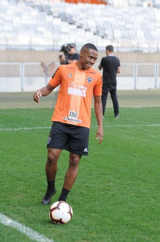 Brasileiros e argentinos se enfrentam nesta quinta-feira, s 21h30, no Mineiro