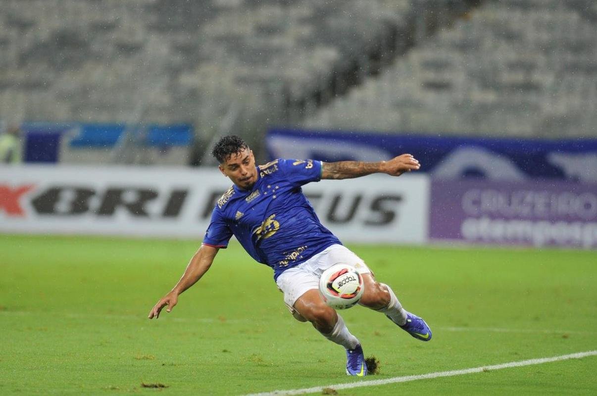 Fotos do jogo entre Cruzeiro e Democrata-GV, no Mineiro, em BH, pela quinta rodada do Campeonato Mineiro de 2022