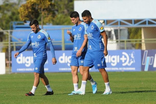 Fotos do treino do Cruzeiro desta quarta-feira, 2 de outubro, na Toca da Raposa II