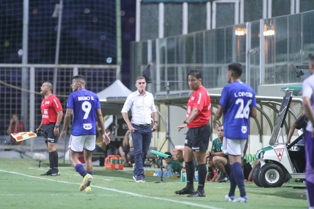 Equipes se enfrentaram no Independncia, em Belo Horizonte, pela volta da semifinal do Campeonato Mineiro