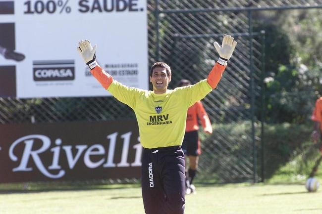 Danrlei - 2004: contratado em 2004, Danrlei comeou bem no Atltico e ajudou o time a evitar o rebaixamento. No ano seguinte, caiu de produo e perdeu espao durante a campanha que culminou com a queda do Galo para a Srie B de 2006.