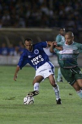 2000 - Copa Mercosul - Cruzeiro foi eliminado nas quartas de final ao ser derrotado pelo Palmeiras. Imagem da partida no Mineirão contra os paulistas
