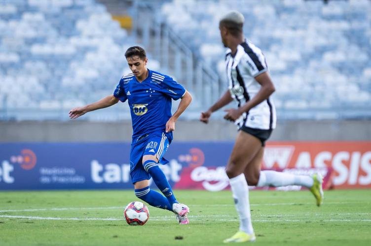 Fotos do clássico do centenário, entre Cruzeiro e Atlético, no Mineirão, em Belo Horizonte, pela nona rodada do Campeonato Mineiro