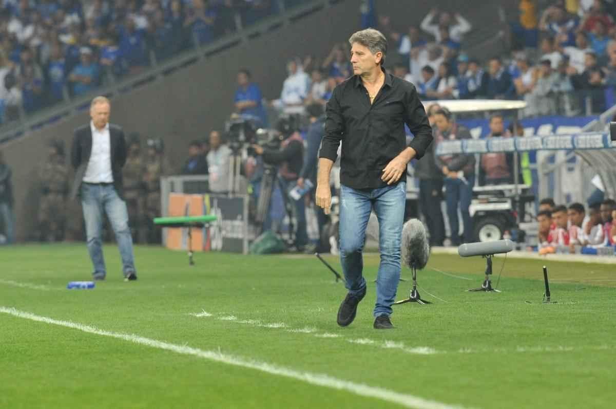 Fotos do primeiro duelo do duelo entre Cruzeiro e Grmio, no Mineiro, pela semifinal da Copa do Brasil