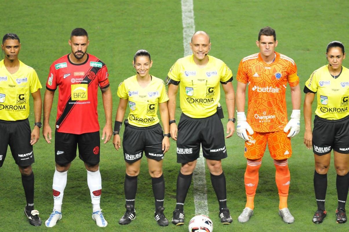 Cruzeiro x Pouso Alegre: fotos do jogo no estdio Independncia, em Belo Horizonte, pelo Campeonato Mineiro