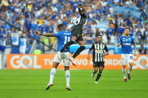 Equipes se enfrentaram no Mineiro, na tarde deste domingo, pela 25 rodada da Srie A