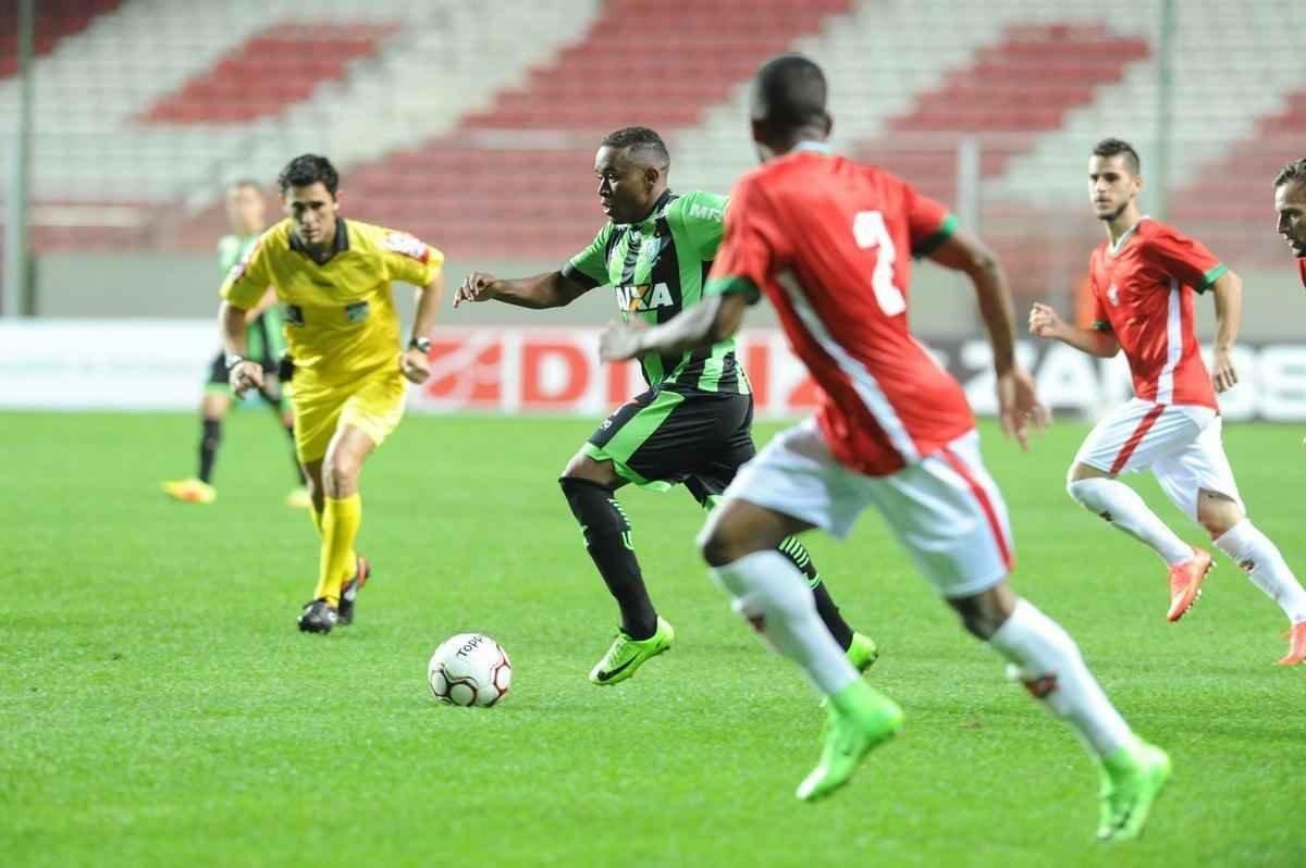 Amrica e Boa Esporte se enfrentaram no Independncia, pela 13 rodada da Srie B do Campeonato Brasileiro