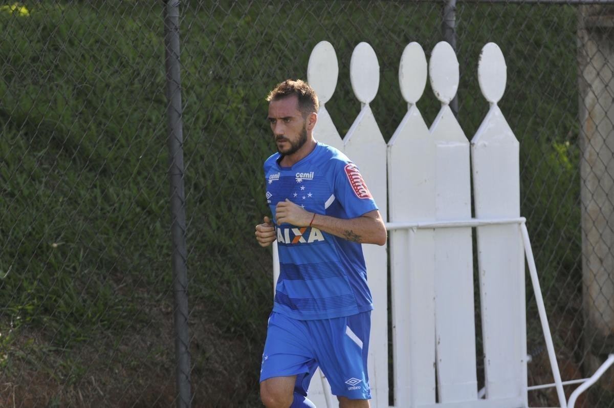 Fotos do treino do Cruzeiro desta quinta-feira (18/1), na Toca da Raposa II