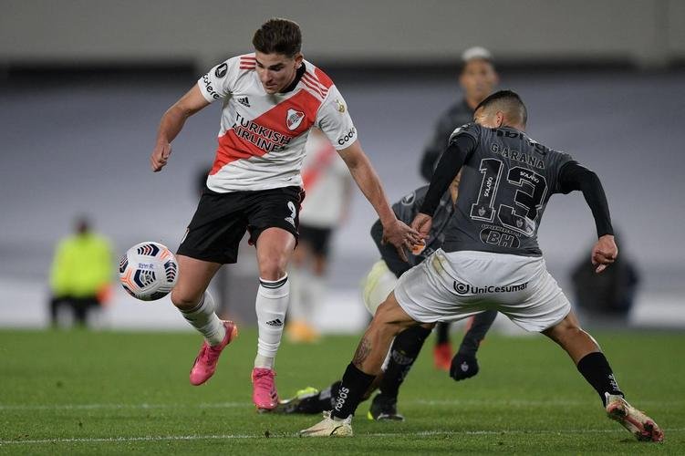 River Plate x Atltico: fotos do duelo de ida das quartas de final da Copa Libertadores, no Monumental de Nez, em Buenos Aires