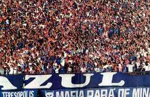 Torcida cruzeirense superlotou o Mineiro, com 132.834 torcedores