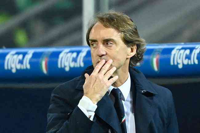 Técnico Roberto Mancini segue no comando da Itália 