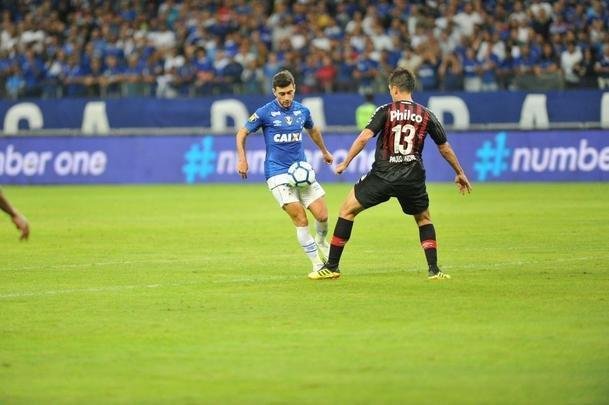 Cruzeiro conseguiu marcar no segundo tempo, com Arrascaeta, mas sofreu empate no fim com Bergson