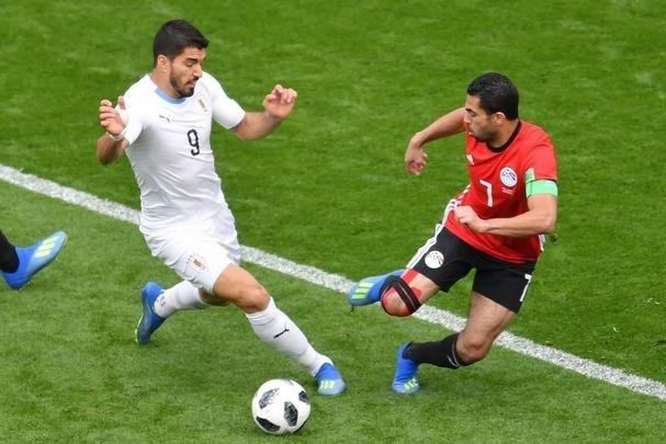 Egito e Uruguai se enfrentam pela primeira rodada do Grupo A da Copa do Mundo. Celeste venceu jogo de estreia por 1 a 0