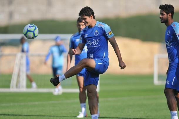 Fotos do segundo dia de trabalho do tcnico Rogrio Ceni no Cruzeiro