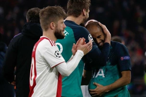 Lucas marcou três vezes contra o Ajax e conduziu o Tottenham à final da Liga dos Campeões