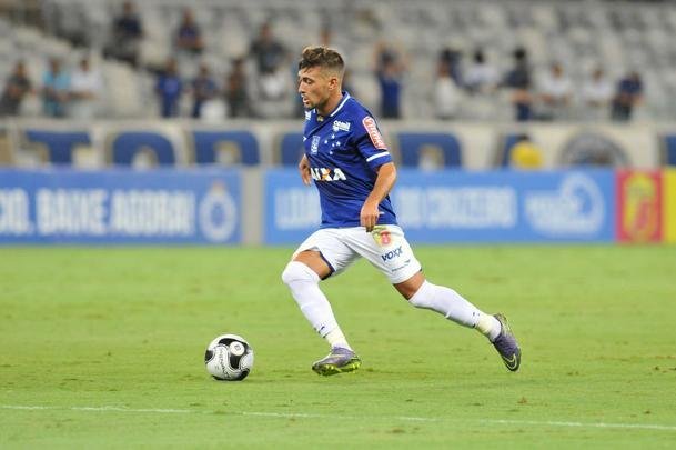 Imagens do jogo entre Cruzeiro e Uberlndia no Mineiro