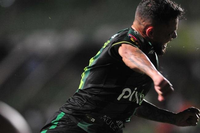 Fotos da vitria do Amrica sobre o Fortaleza, por 2 a 1, no Independncia, pela 29 rodada da Srie A do Campeonato Brasileiro