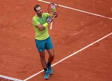 13 vezes campeão de Ronald Garros, o tenista da Espanha começou vencendo e se classificou no torneio