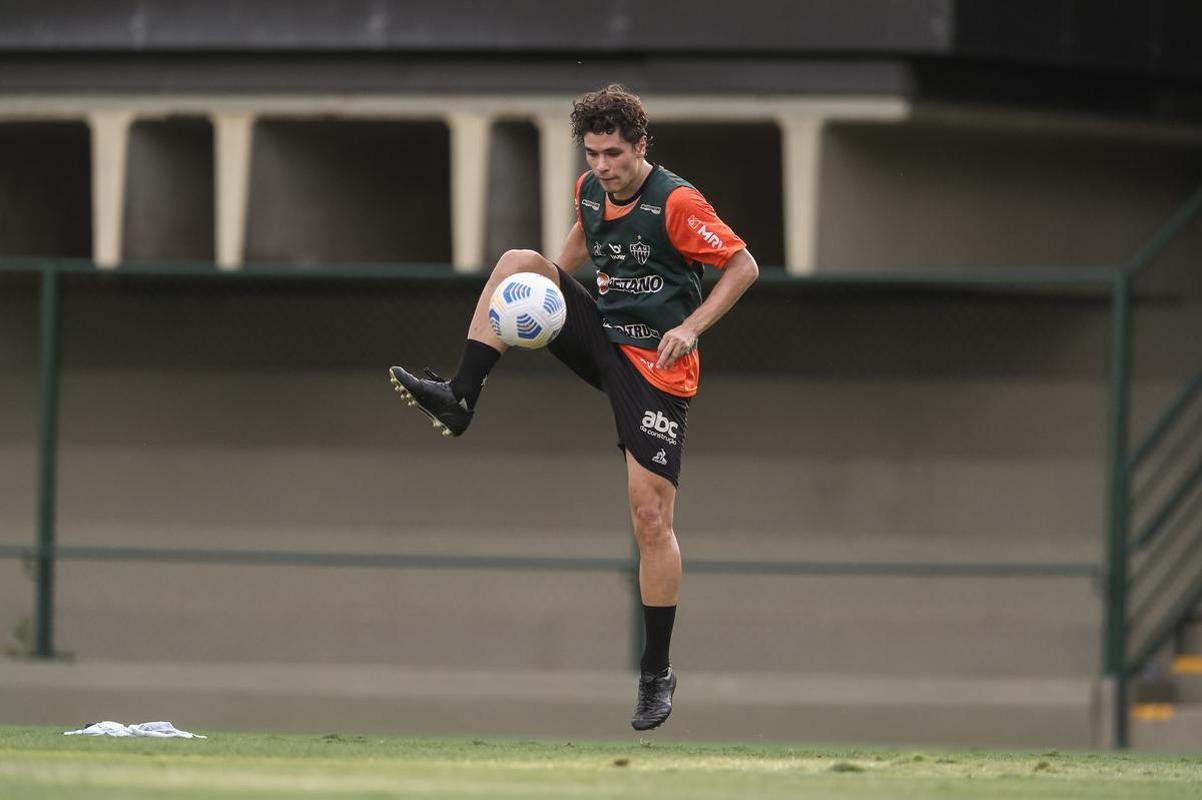 Aps a eliminao na Libertadores diante do Palmeiras, jogadores do Atltico se reapresentaram na Cidade do Galo e realizaram treinamento visando o duelo contra o Internacional, pelo Campeonato Brasileiro