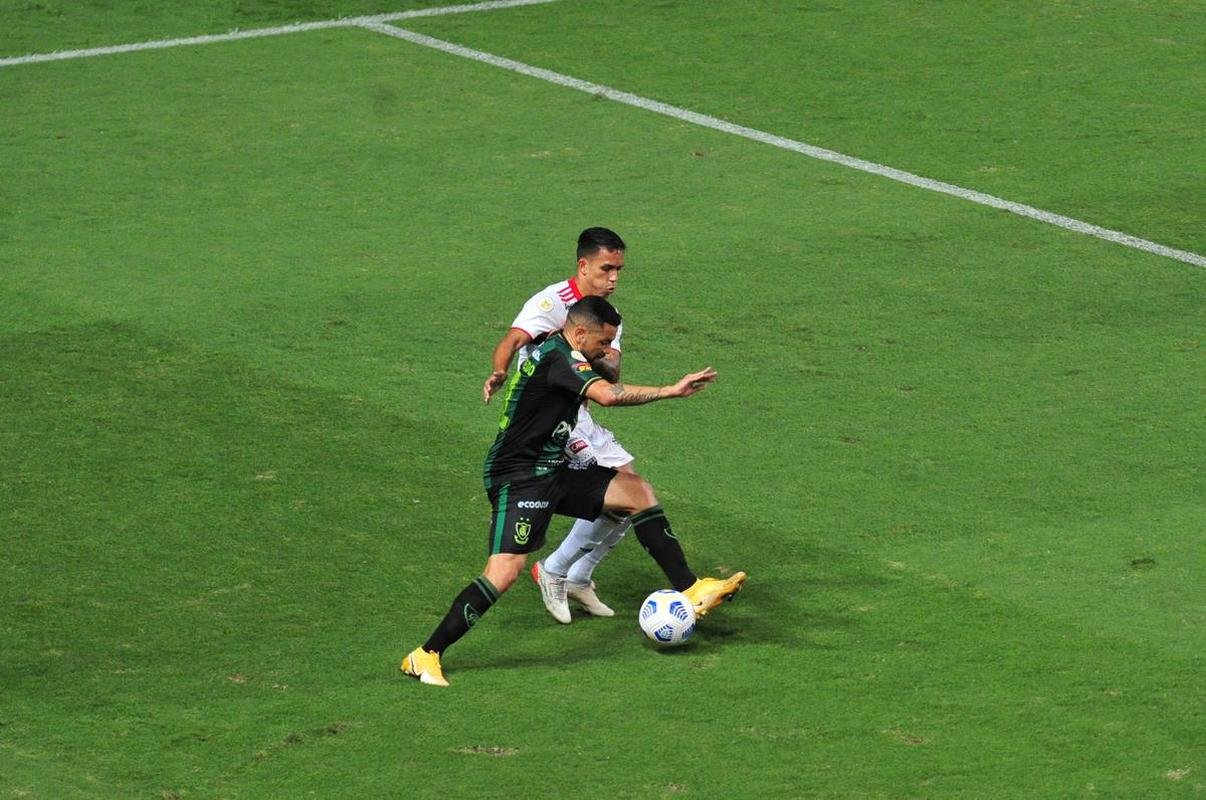 Fotos do jogo entre Amrica e So Paulo, no Independncia, em BH, pela ltima rodada do Campeonato Brasileiro de 2021