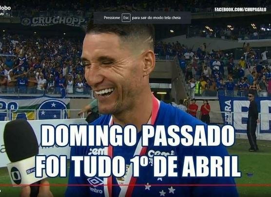 Torcedores do Cruzeiro tiram sarro de atleticanos após conquista do Mineiro
