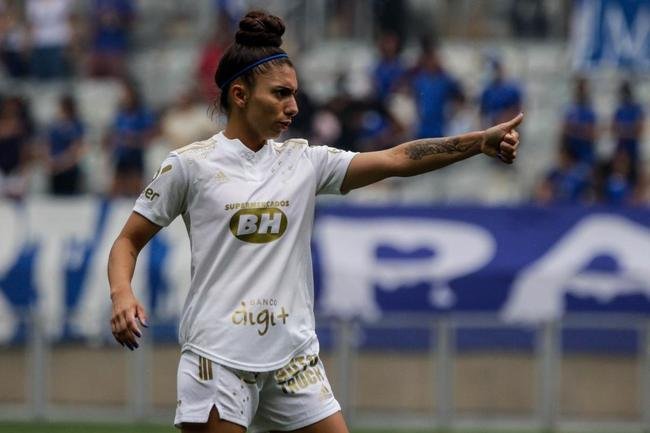 Cruzeiro e Atltico disputaram o ttulo na manh deste domingo no Mineiro 