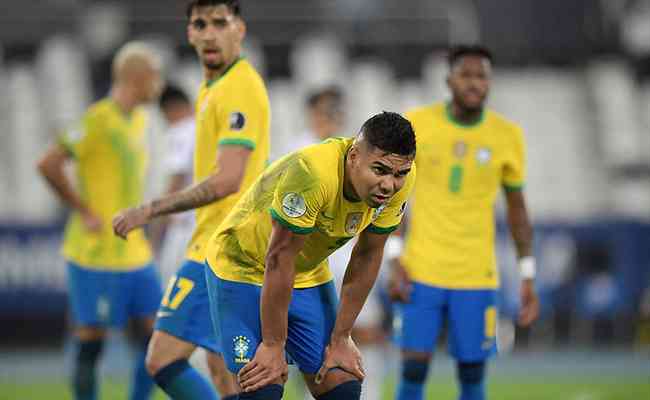 Casemiro destaca comprometimento dos jogadores na vitria diante do Peru