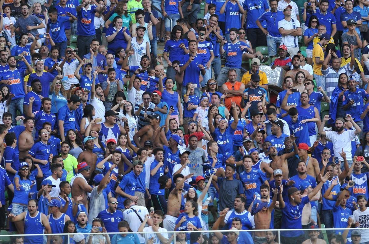 Imagens do jogo entre Cruzeiro e Coritiba, no Independncia, pela final do Campeonato Brasileiro Sub-20
