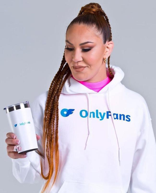 Lutadora anunciou que entraria para a plataforma de conteúdo adulto em outubro do ano passado