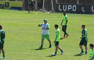 Adilson comandou o primeiro treino no Amrica nesta quarta-feira