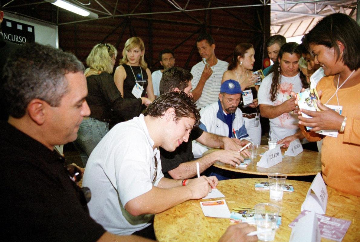 Momentos de Neuber Soares no Alterosa Esporte e no jornal Dirio da Tarde