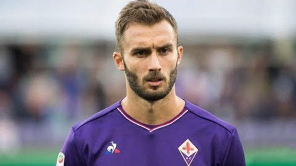 Zagueiro argentino Germn Pezzella, da Fiorentina, teve COVID-19