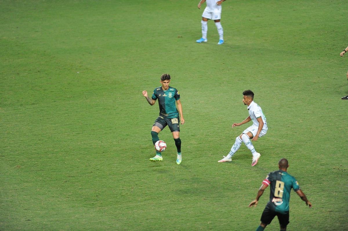 Fotos da vitria da Caldense sobre o Amrica, por 1 a 0, no Independncia, em Belo Horizonte, pela quarta rodada do Campeonato Mineiro de 2021. Atacante Amarildo marcou o nico gol da partida,