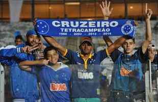 Chegada das torcidas de Cruzeiro e Grmio ao Mineiro para a semifinal da Copa do Brasil