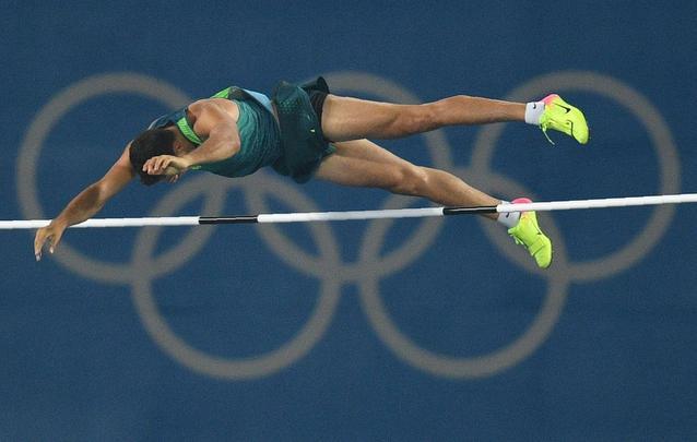 Fotos da prova de Thiago Braz, medalha de ouro no salto com vara