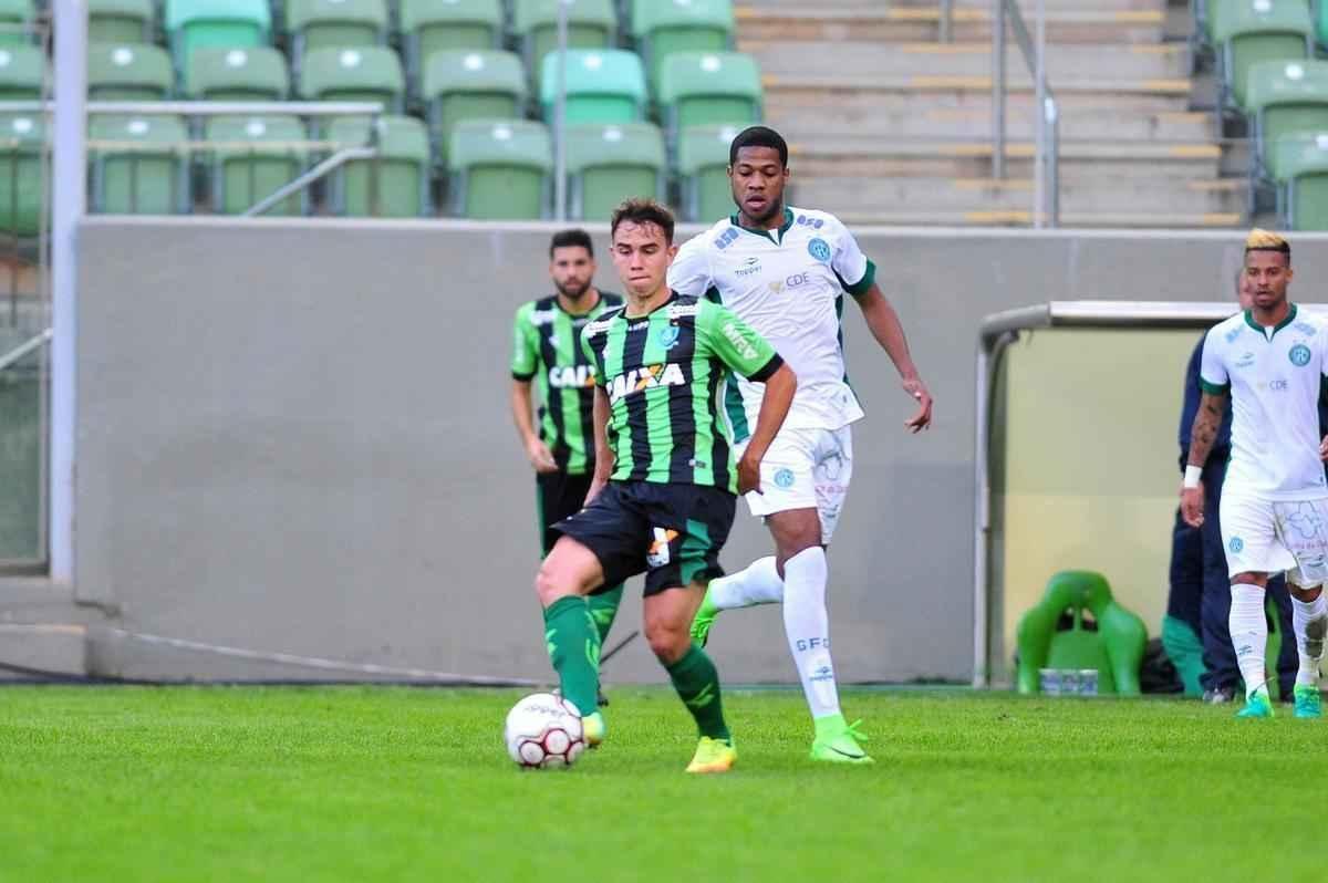 Amrica e Guarani se enfrentaram, no Horto, pela 14 rodada da Srie B do Campeonato Brasileiro