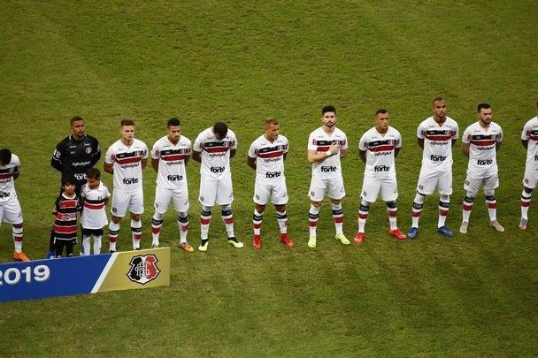 Tricolor do Arruda enfrenta Cavalo de Aço, na Arena de Pernambuco, em partida válida pela 15ª rodada da Série C