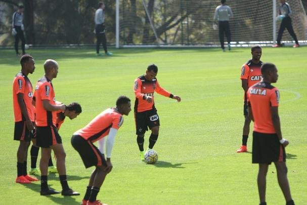 Imagens do primeiro dia de Otero no Atltico