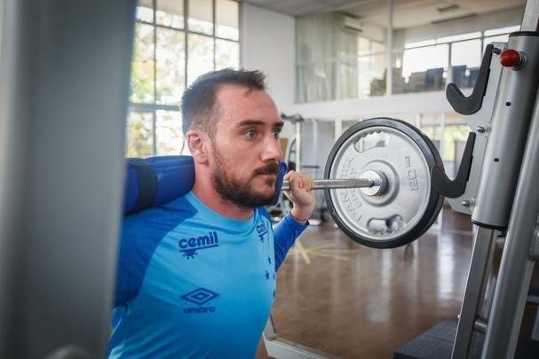 Veja imagens do primeiro dia de trabalho do Cruzeiro no ano de 2019