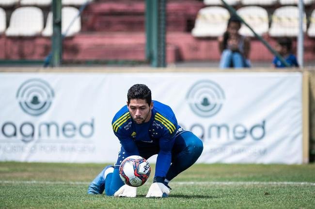 Fotos do treino do Cruzeiro na Arena do Jacar, em Sete Lagoas. Time fechou a preparao para enfrentar a Ponte Preta, s 11h deste sbado, pela 23 rodada da Srie B