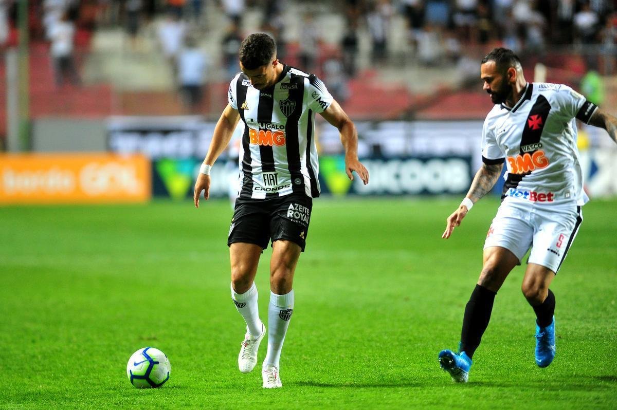 Equipes se enfrentam em jogo adiado da 21 rodada do Campeonato Brasileiro
