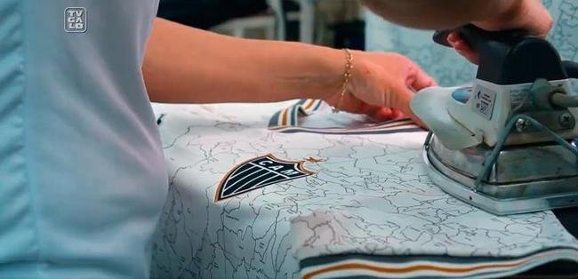 Detalhes da segunda edio do 'Manto da Massa'